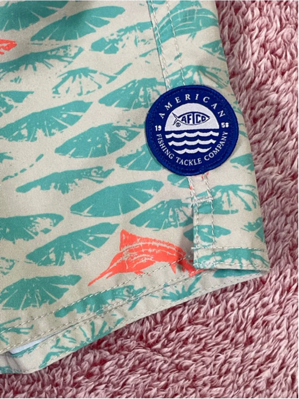 Men's AFTCO Swim Trunks S Beige Teal Fish Print